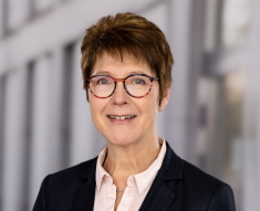 Dr. Claudia Männicke